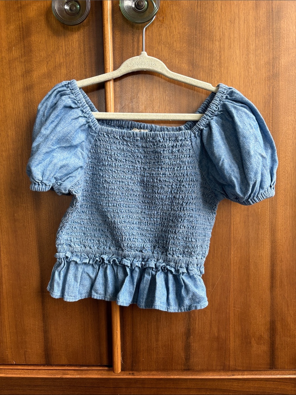 Crewcuts Blue Smocked Chambray Puff Sleeve Crop Top Size 4-5